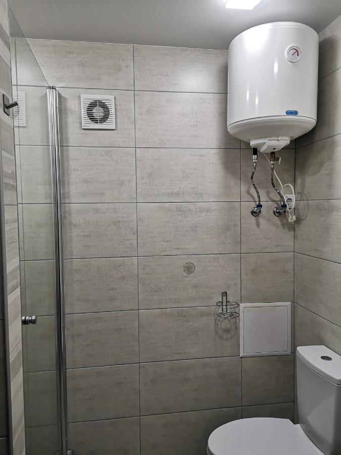 Новая Квартира На Пр. Соборном Возле Зну Zaporizhia Exterior foto